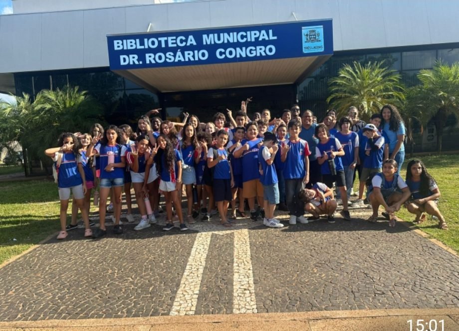 Biblioteca de Três Lagoas promove exposição de crochê e programação especial voltada aos estudantes
