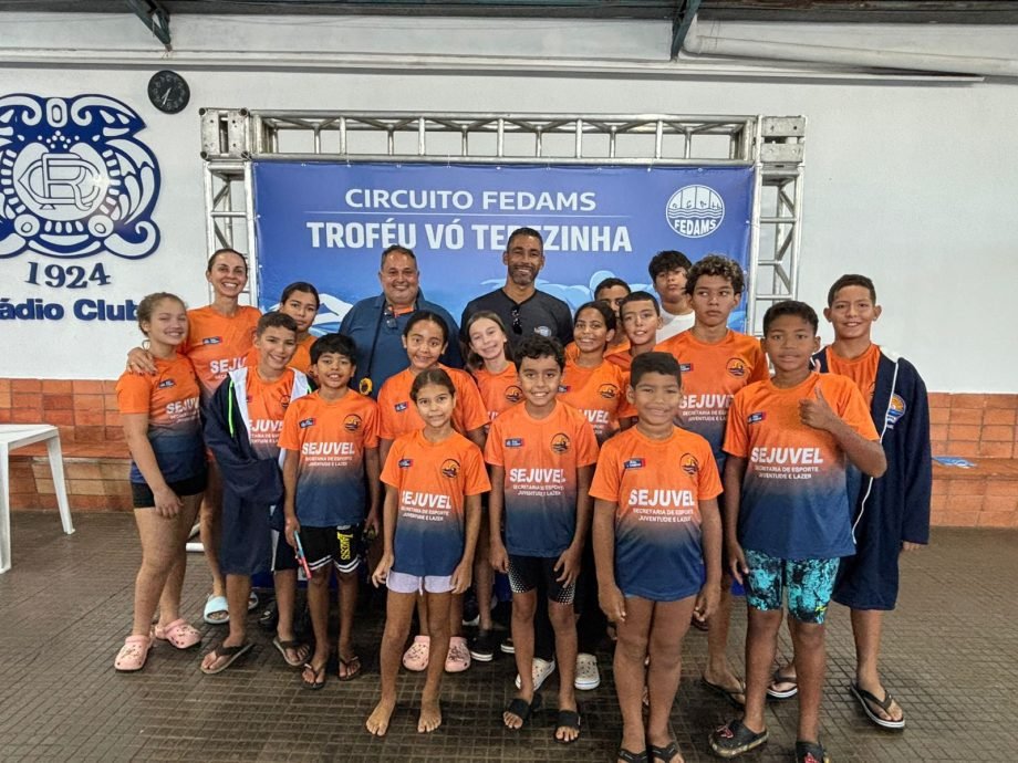Equipe de natação da SEJUVEL representa Três Lagoas em circuito de Campo Grande e conquista mais de 50 medalhas