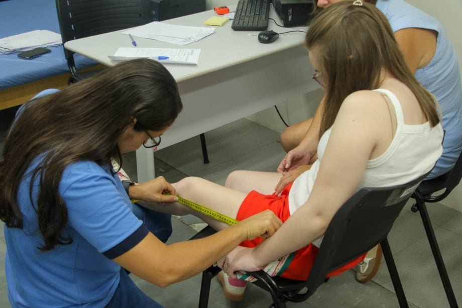 Três Lagoas realiza oficina ortopédica itinerante em parceria com a APAE