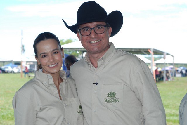 Mais de 28 comitivas participam da 19ª Cavalgada do Arapuá