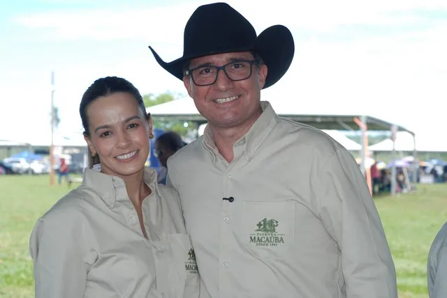 Mais de 28 comitivas participam da 19ª Cavalgada do Arapuá