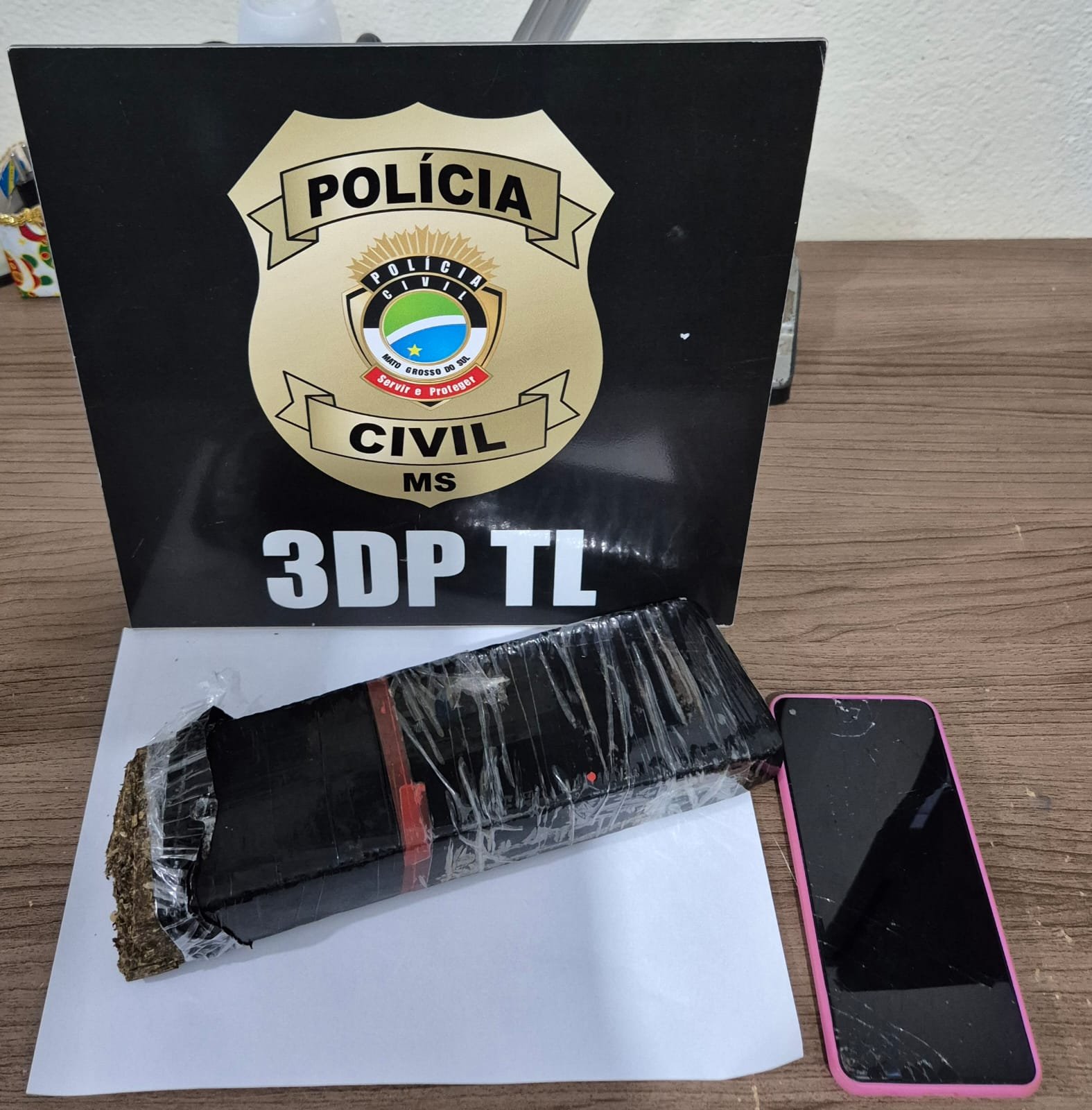 Polícia Civil apreende 715 gramas de maconha e prende suspeito em Três Lagoas