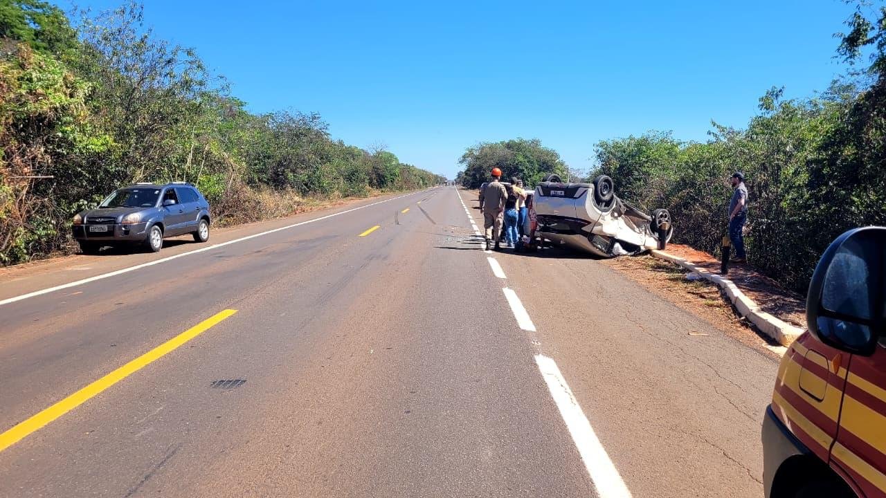 Médico de 71 anos morre em colisão com capotamento na BR-158, em Três Lagoas