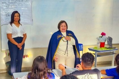 Projeto com leitura de poemas estimula fluência leitora de alunos da Escola Flausina de Assunção Marinho