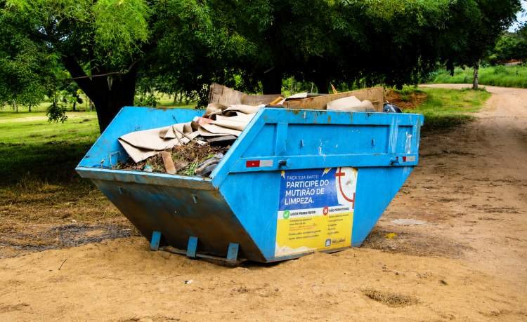 Bairro Vila Nova, em Três Lagoas (MS), Recebe Mutirão da Limpeza