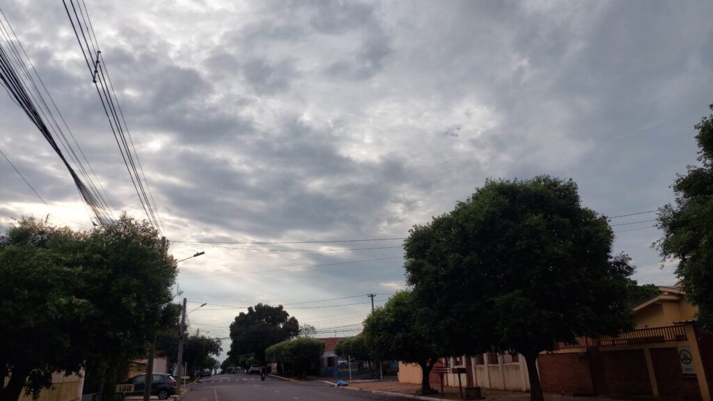 Quarta-feira em Três Lagoas terá tempo instável com previsão de chuvas