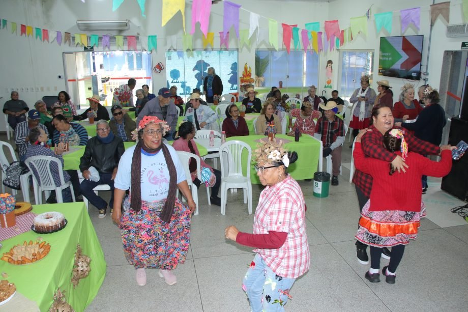 Serviço de Convivência Tia Nega comemora Festa Junina em dois dias de integração, tradição e muita alegria