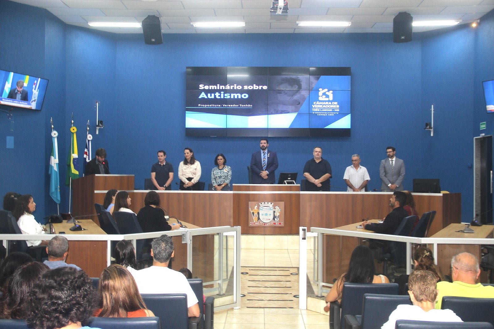 Três Lagoas: Seminário sobre autismo impulsiona avanços da gestão e firma compromisso com o TEA