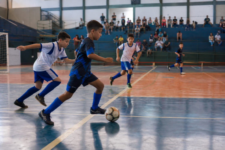 Seis partidas de futsal Sub 11 abrem os Jogos Escolares Três-lagoenses 2026