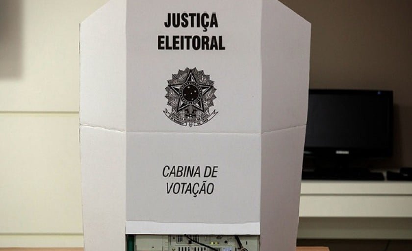 Costa Leste elegeu deputados e aguarda o segundo turno em 24 de outubro