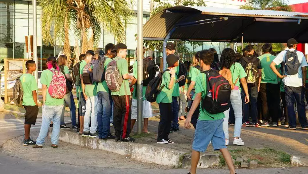 Governo convoca 750 estudantes para receber bolsa do MS Supera 2026