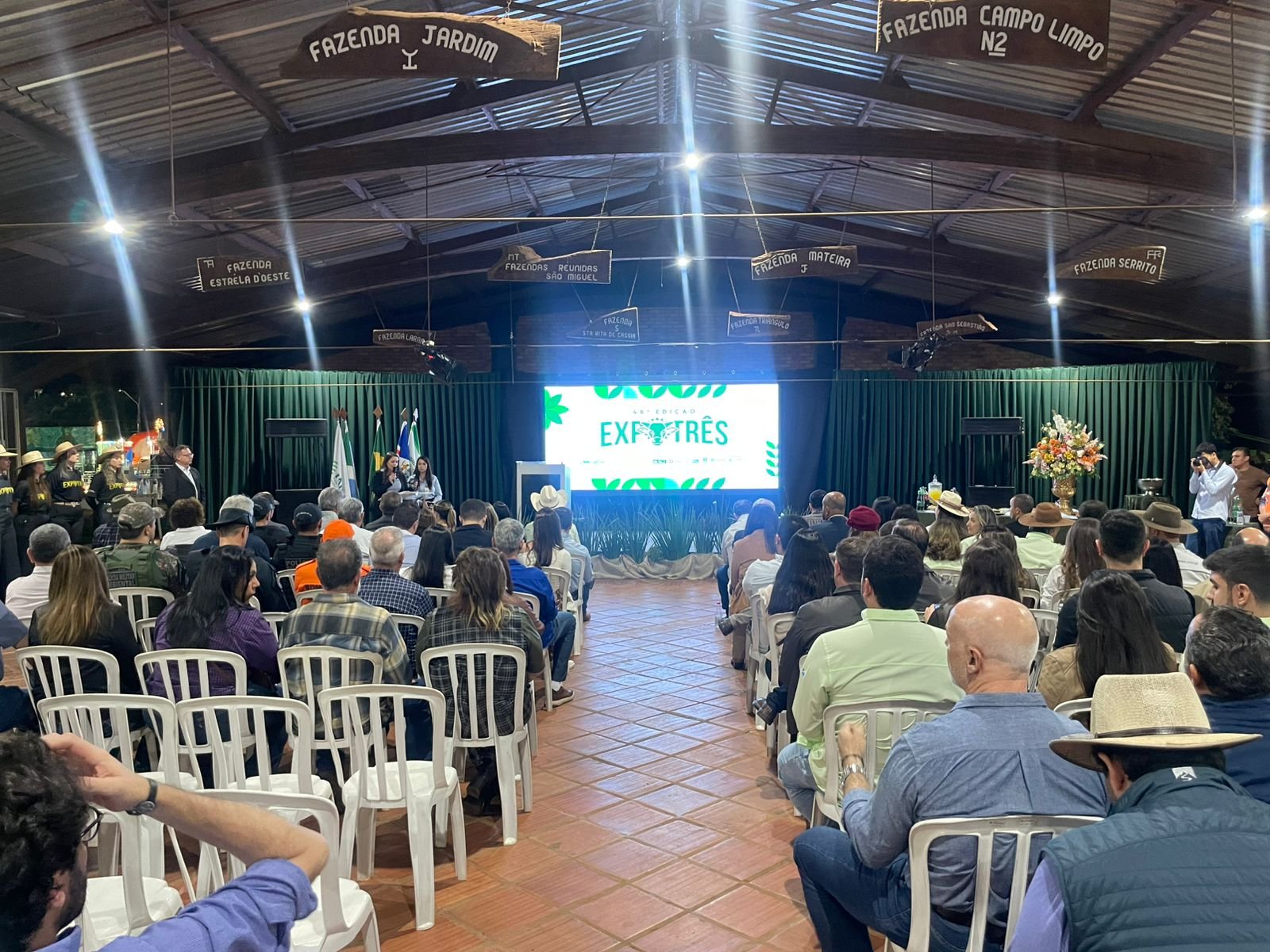 ExpoTrês 2026 tem início em grande estilo e promete público recorde em Três Lagoas