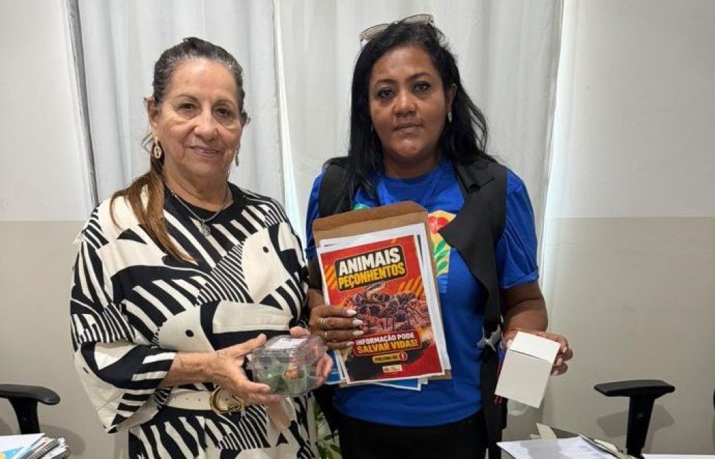 Escolas de Três Lagoas recebem coleções biológicas do projeto Entomologia