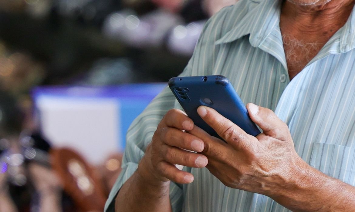 Novas regras de operadoras determinam bloqueio de 15 dias para ligações suspeitas no Brasil