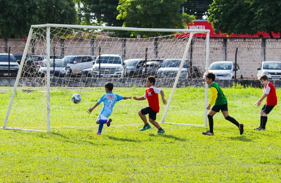 Campeonato Municipal de Futebol de Base terá jogos decisivos neste fim de semana em Três Lagoas