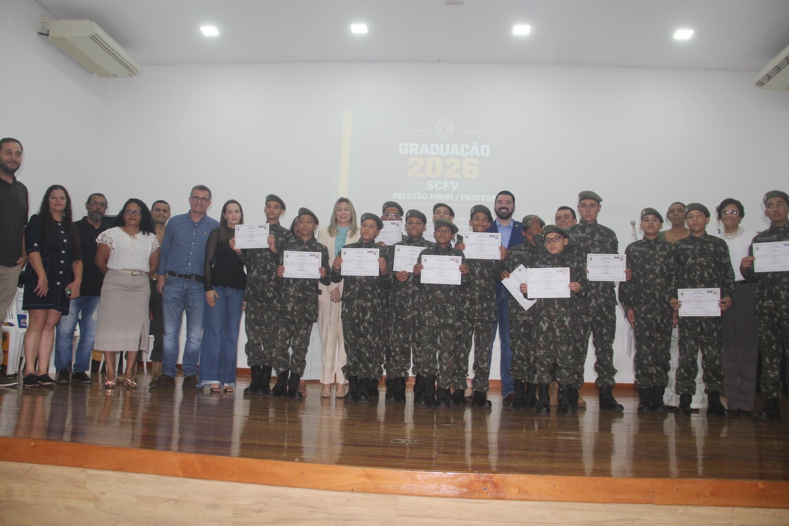 Pelotão Mirim realiza formatura em Três Lagoas com apoio do Exército