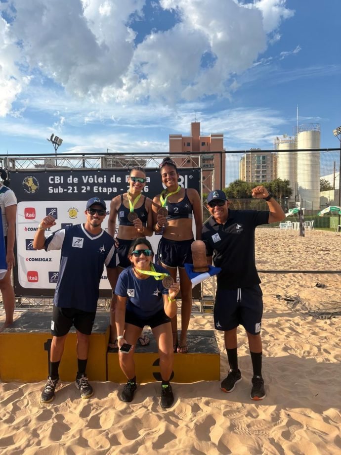 Clara e Danny garantem pódio para Três Lagoas no voleibol sub-21