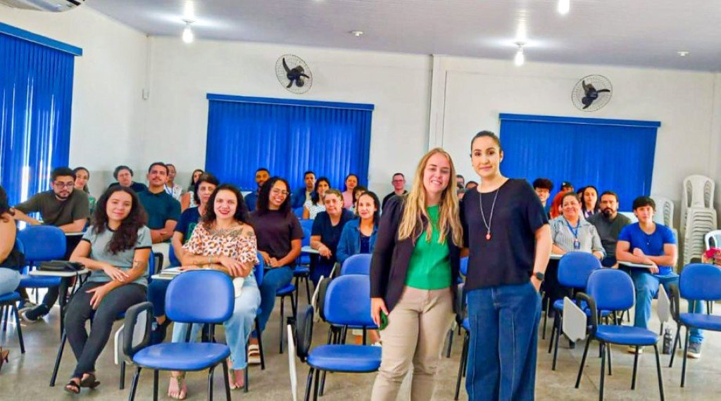 Assistência Social realiza palestra de prevenção ao suicídio para servidores municipais