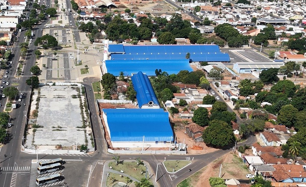 Prefeitura cancela contrato do Shopping Popular e agenda inauguração da Rodoviária para outubro