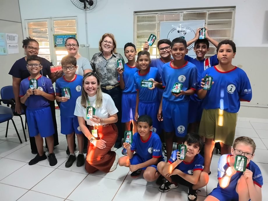 Parceria entre Prefeitura e Eldorado Brasil beneficia 580 crianças com kits de higiene bucal