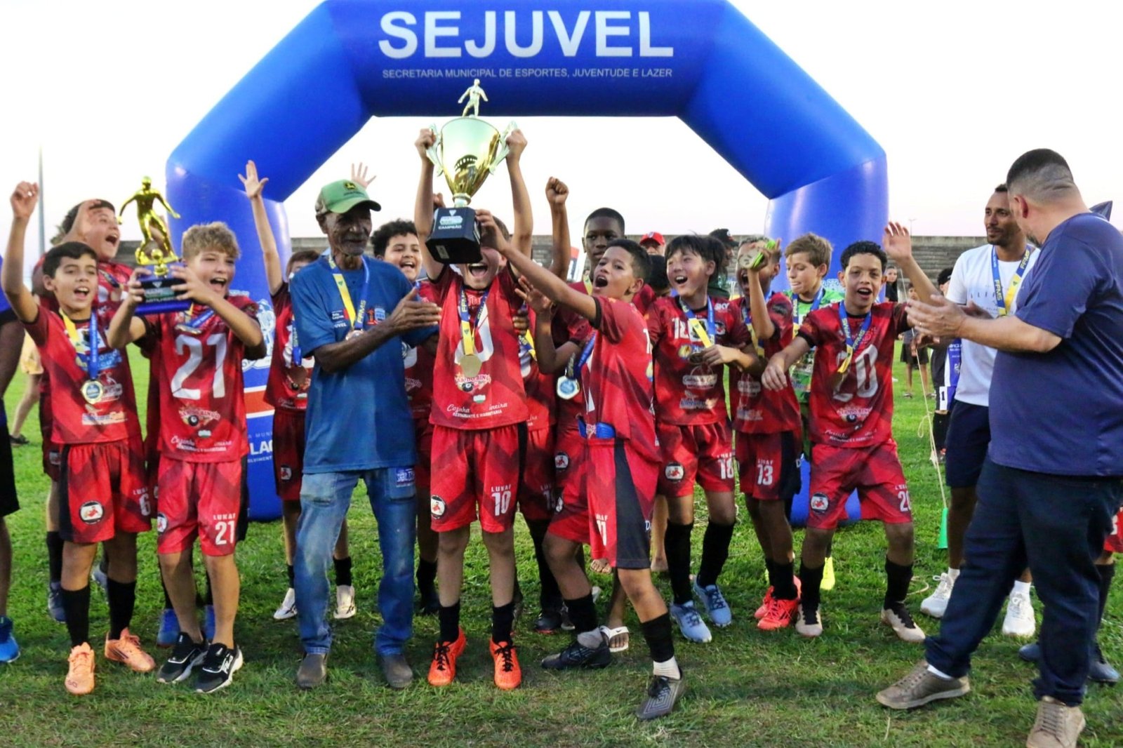 Festival de Futebol Sub-11 em Mato Grosso do Sul Agita o Interior e Anuncia os Novos Finalistas