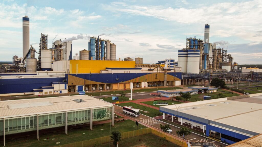 Suzano e Galp firmam parceria para abastecer fábrica em Três Lagoas com gás natural do mercado livre