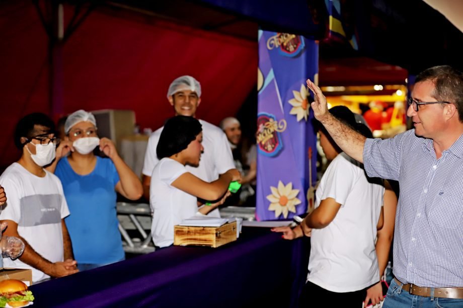 Prefeitura abre consulta a associações e instituições para comercialização de alimentos na Festa do Folclore