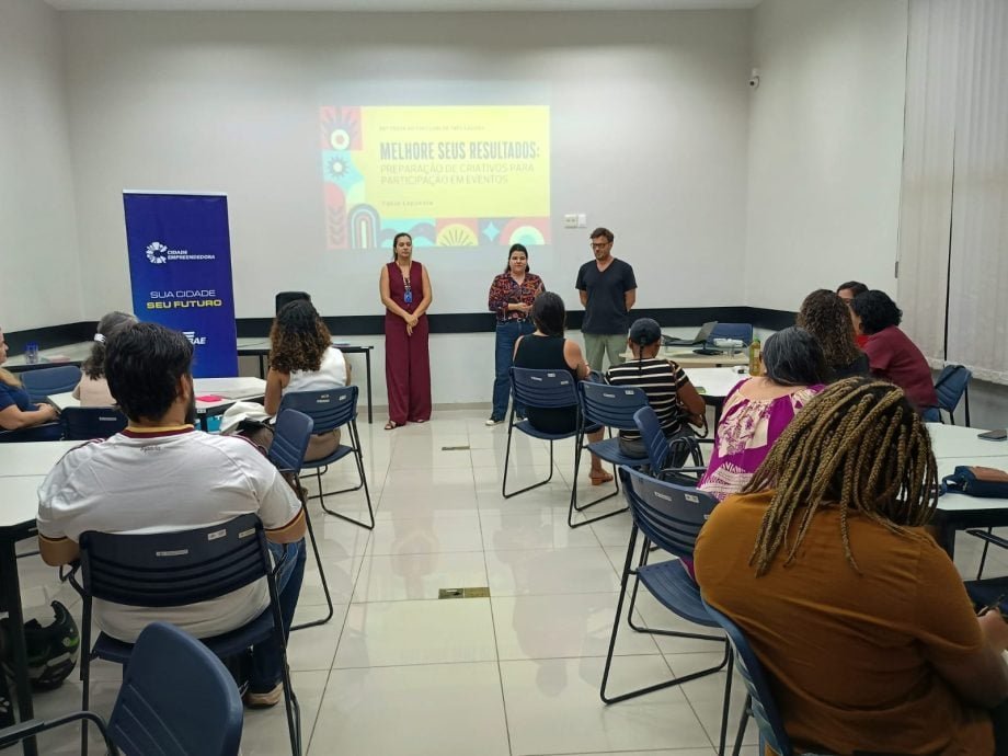 Seturc e Sebrae realizam palestra para participantes da 36ª Festa do Folclore