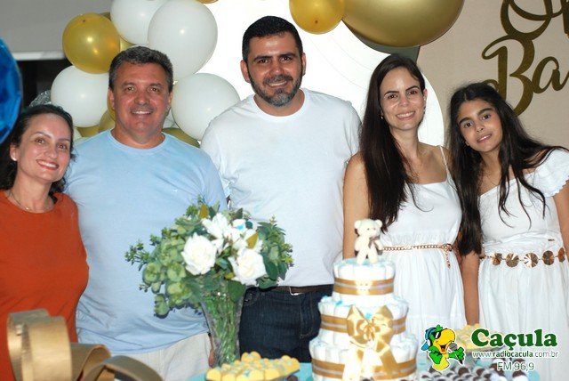 Loja Maçônica Aquarius celebra aniversários e Chá Revelação especial