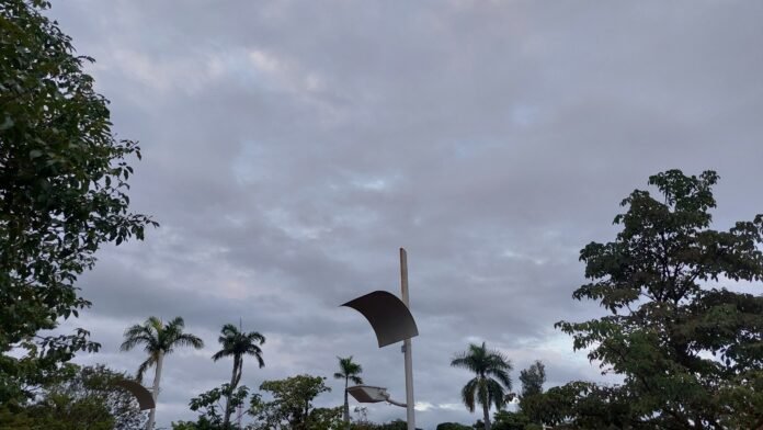 Frente fria causa queda de temperatura e Três Lagoas terá quarta-feira nublada