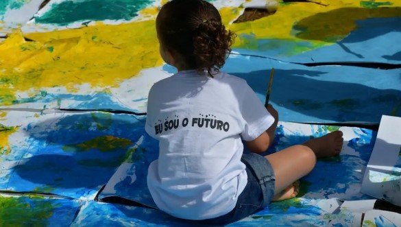 Mais de 520 entidades entregam propostas de proteção à infância