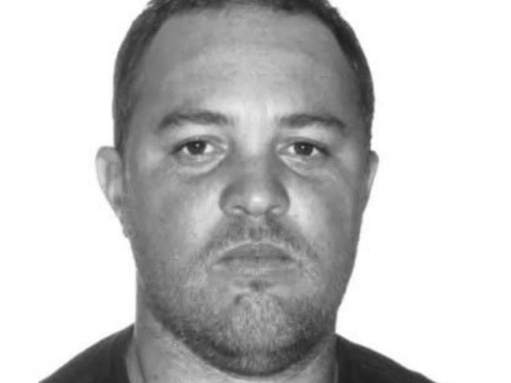 Trabalhador de 40 anos morre prensado por trator na região do Arapuá