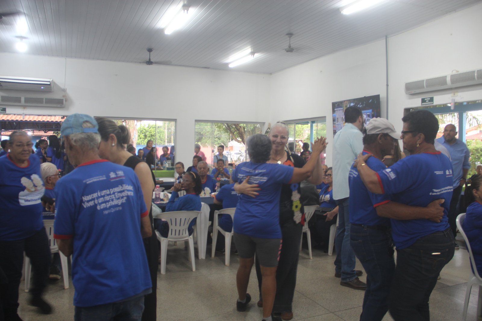 Centro de Convivência Tia Nega abriga Dia Nacional do Idoso após chuva