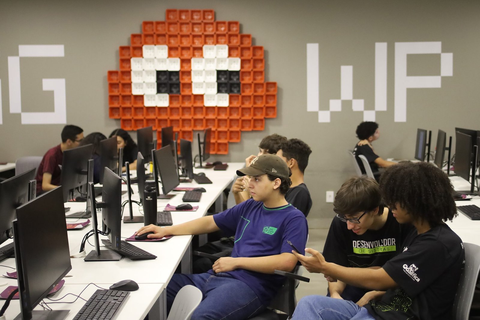 Voucher Desenvolvedor: Prazo final para estudantes da rede pública se encerra neste domingo