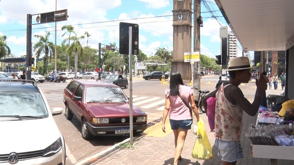 Regularização de ciclomotores em Três Lagoas: Avanço no trânsito enfrenta debate sobre custos