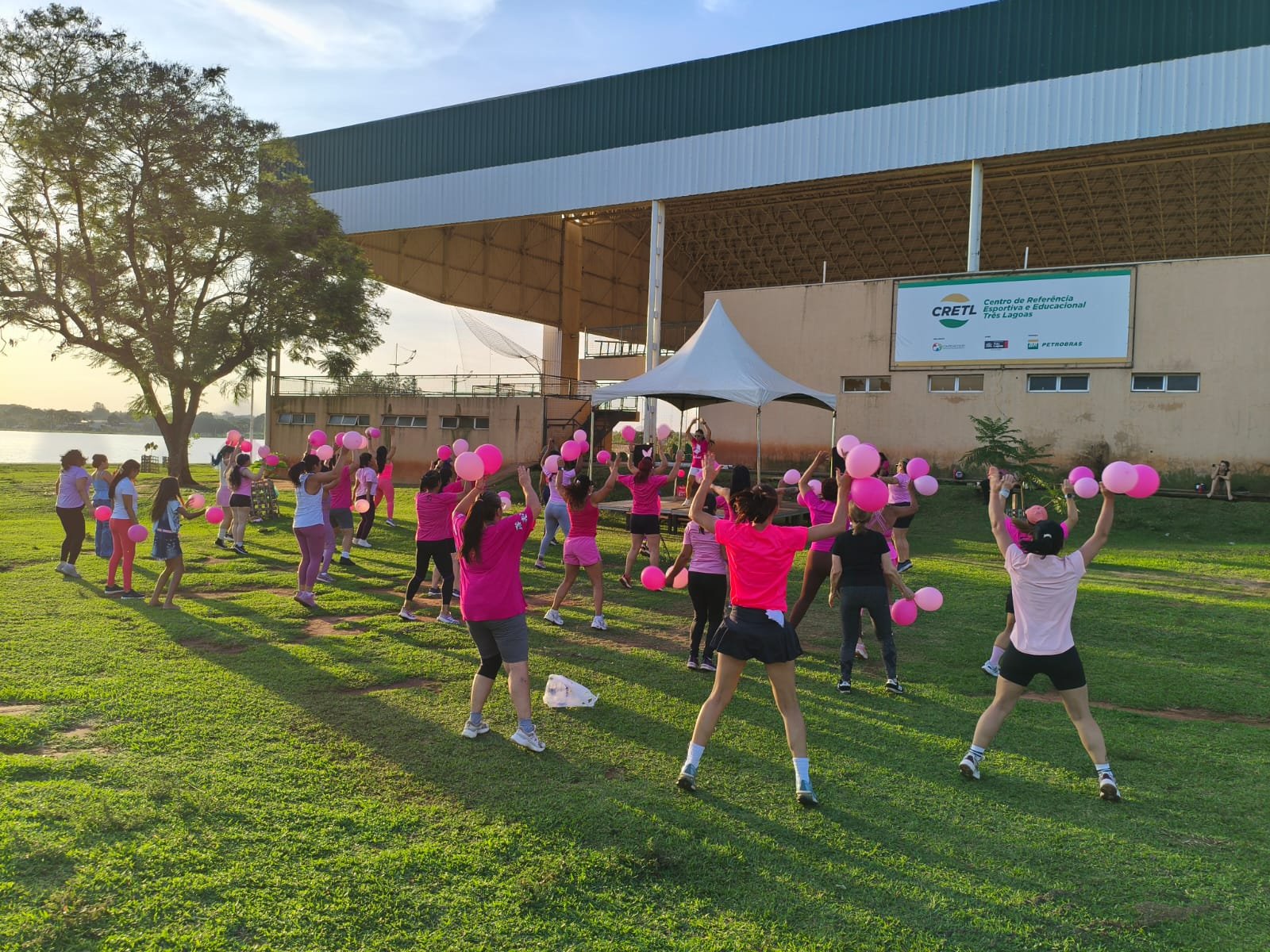 Lagoa Maior recebe Aulão Ritbox Rosa em prol da saúde em Três Lagoas