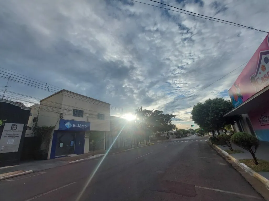 Ventos de até 50 km/h e ar frio mudam o tempo em Três Lagoas