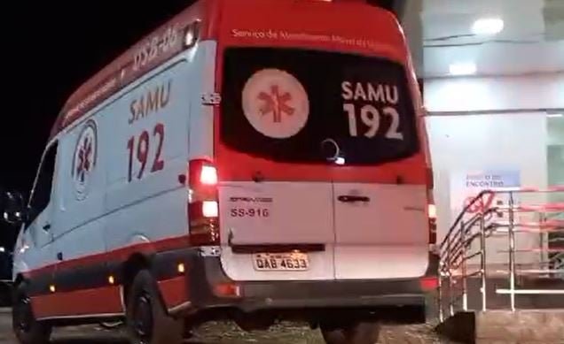 Homem esfaqueado no pescoço fica sob custódia policial no Hospital Auxiliadora