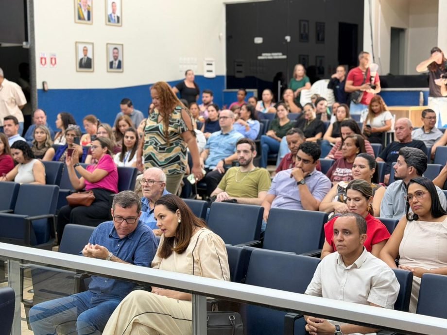 Café com Elogio reconhece valor de funcionários da saúde