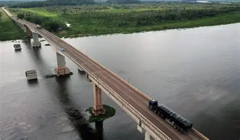 Bloqueio de 19 horas na ponte da BR-262 afeta tráfego na região de Corumbá