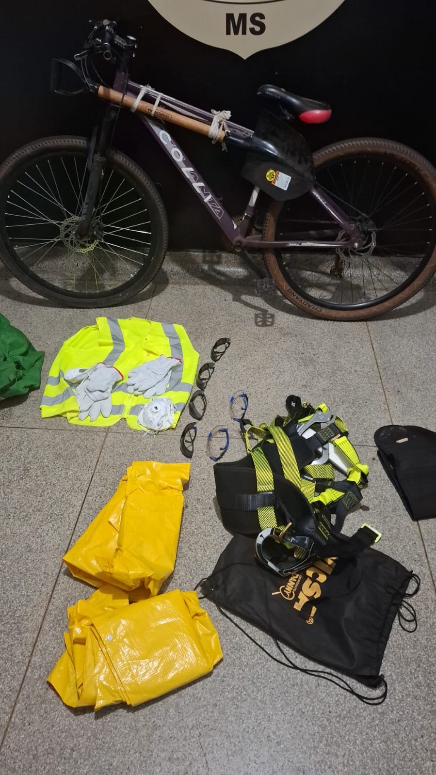 Ação conjunta resulta na prisão em flagrante por furtos em Água Clara e recuperação de bens