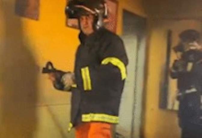 Brincadeira com palha de aço causa incêndio e destrói casa em Campo Grande, MS