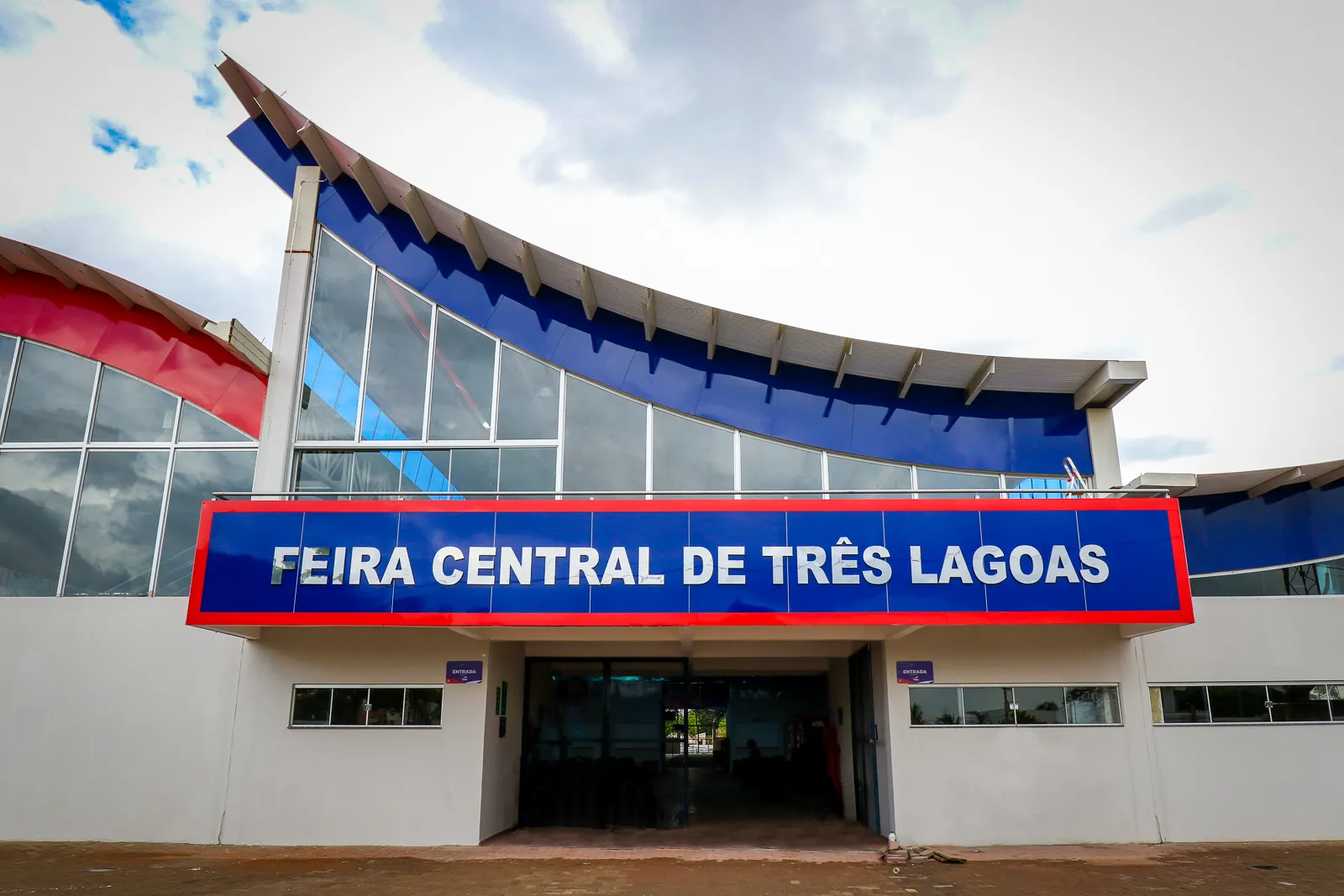 Associação dos Feirantes promove evento lotado na Feira Central para o Dia das Crianças