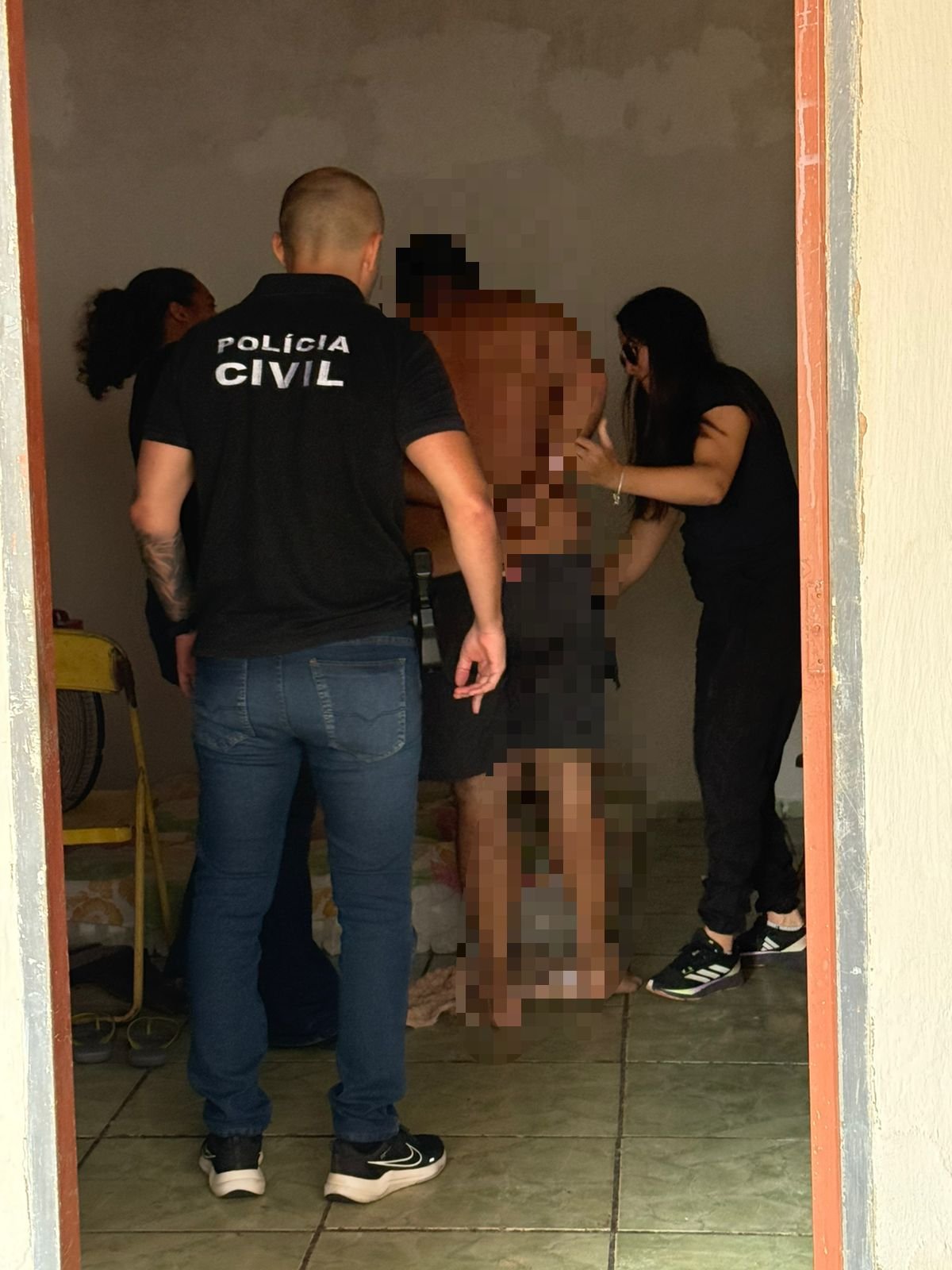 Homem é detido pela DAM por violar medida protetiva e assediar ex-companheira em Três Lagoas