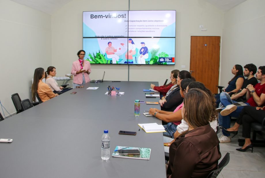 SEGOV recebe capacitação sobre prevenção da violência e assédio no ambiente de trabalho promovida pela SEGP